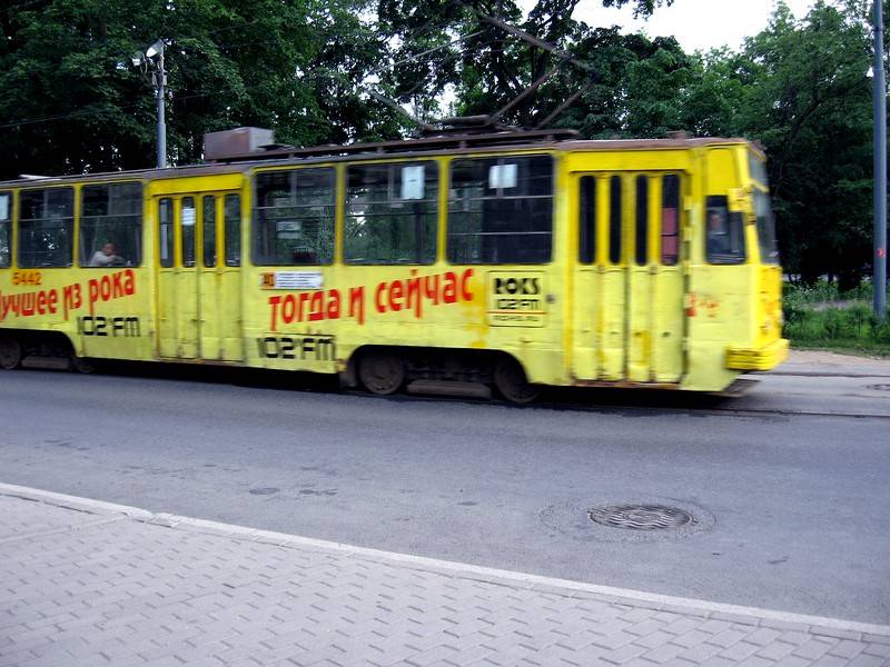 28_tram.jpg